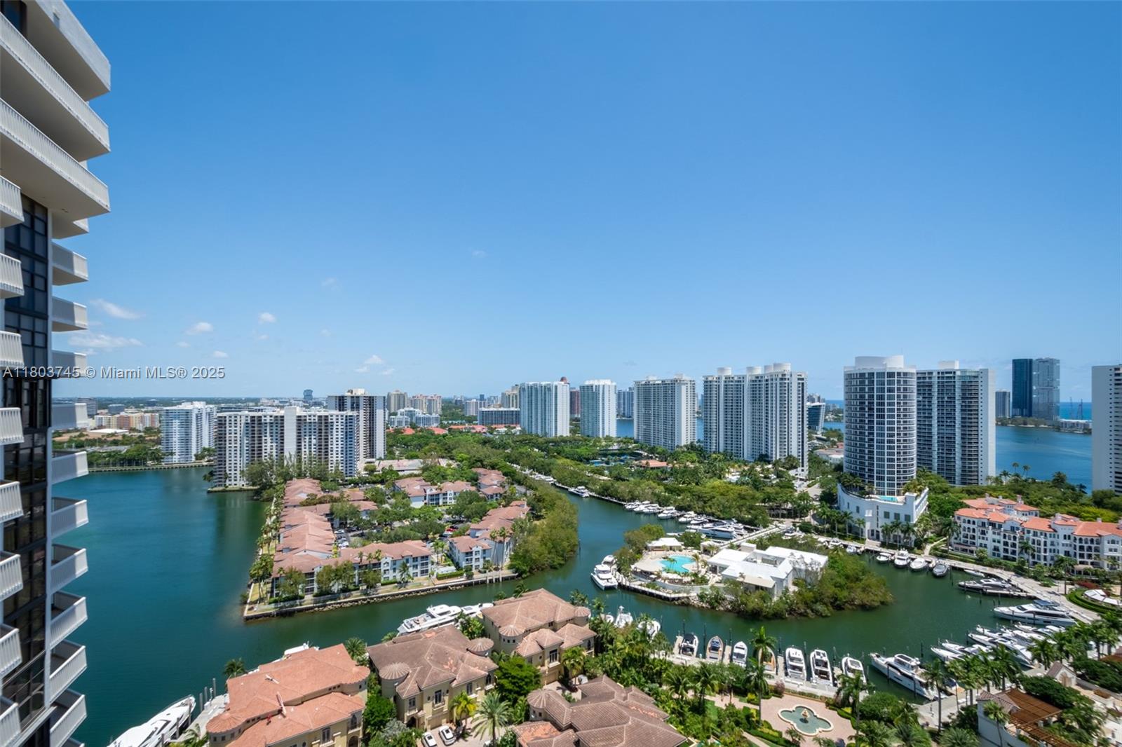 1000 W Island Blvd #2707 For Sale A11803745, FL