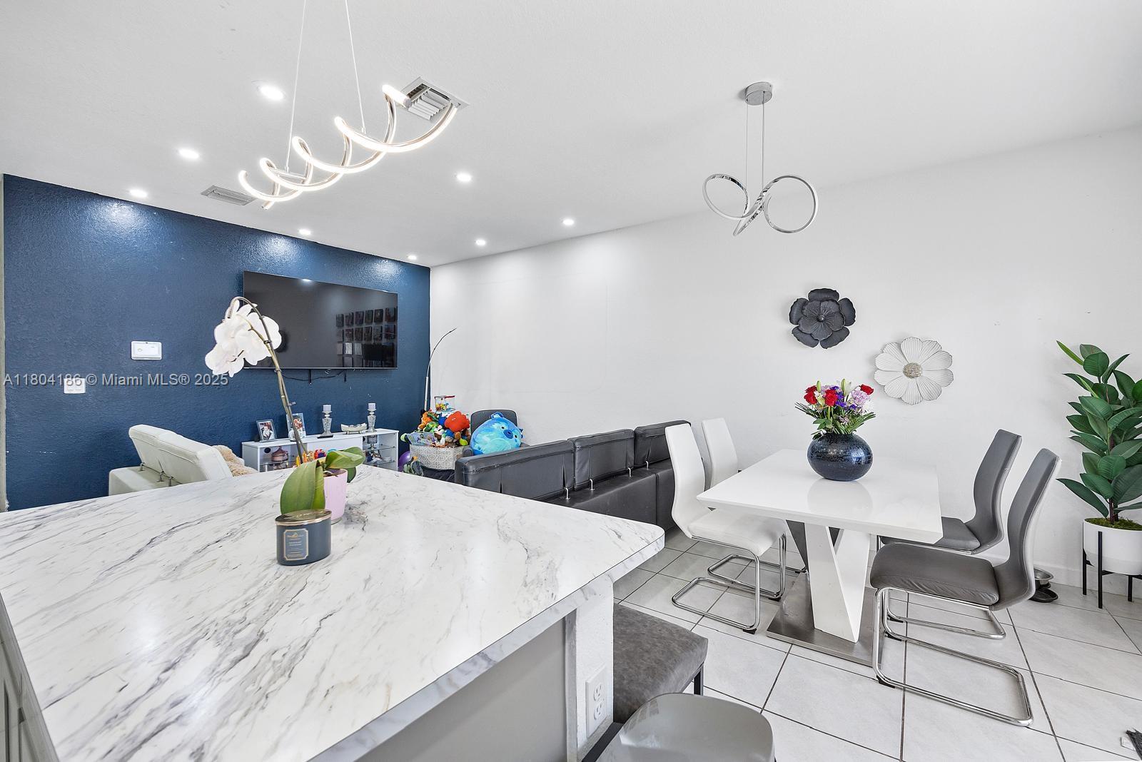 Property photo # 9