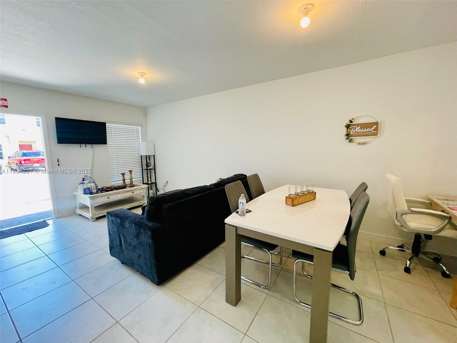 448 NE 4th St, Florida City, Florida image 9