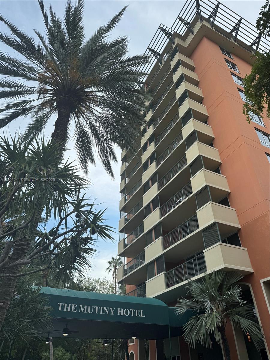 2951 S Bayshore Dr #215 For Sale A11804241, FL