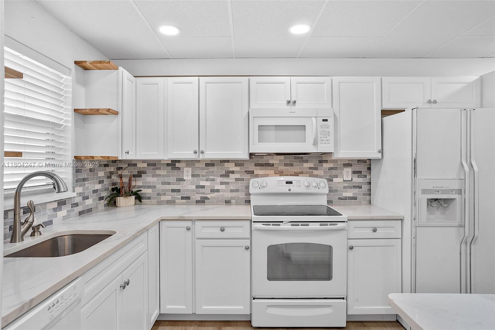 Property photo # 4