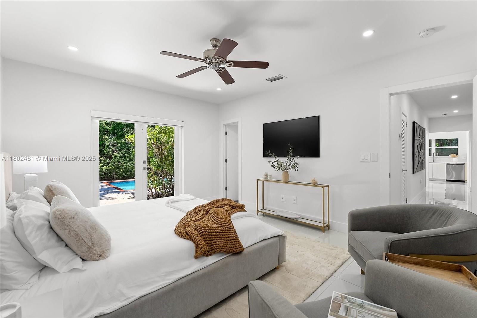 3020 Alton Rd, Miami Beach, Florida image 25