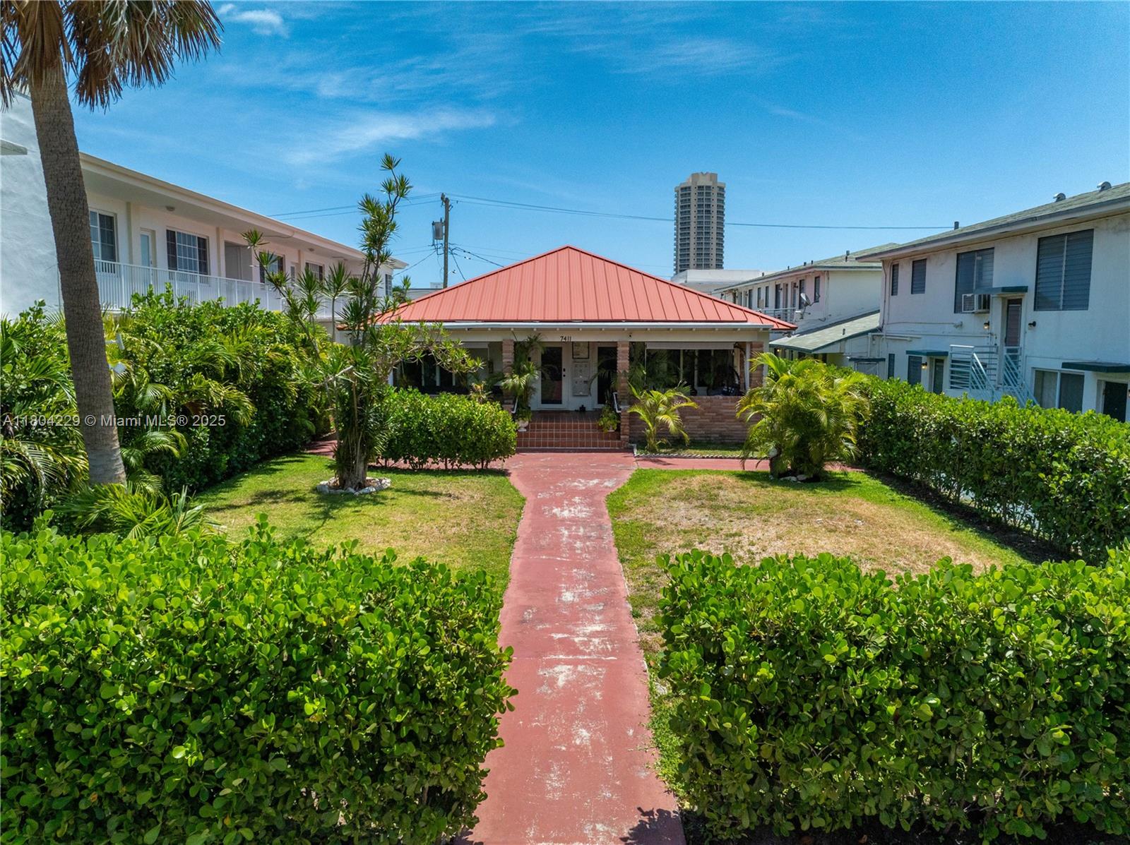 Listing Photo 1