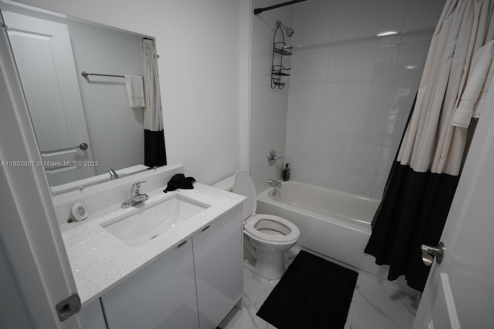 Listing Photo 7