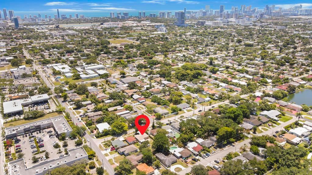 104 SW 7th Ave, Hallandale Beach, Florida image 20