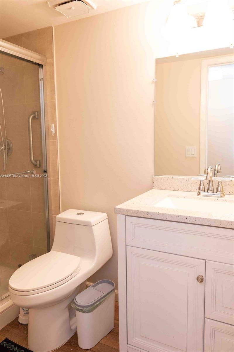 2541 Boundbrook Blvd #122, Palm Springs, Florida image 14