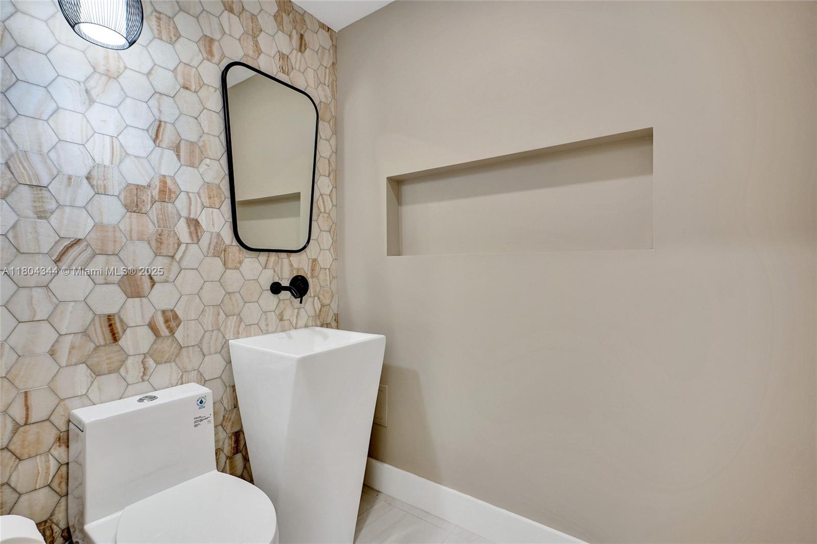 3000 Island Blvd #TH-5, Aventura, Florida image 12