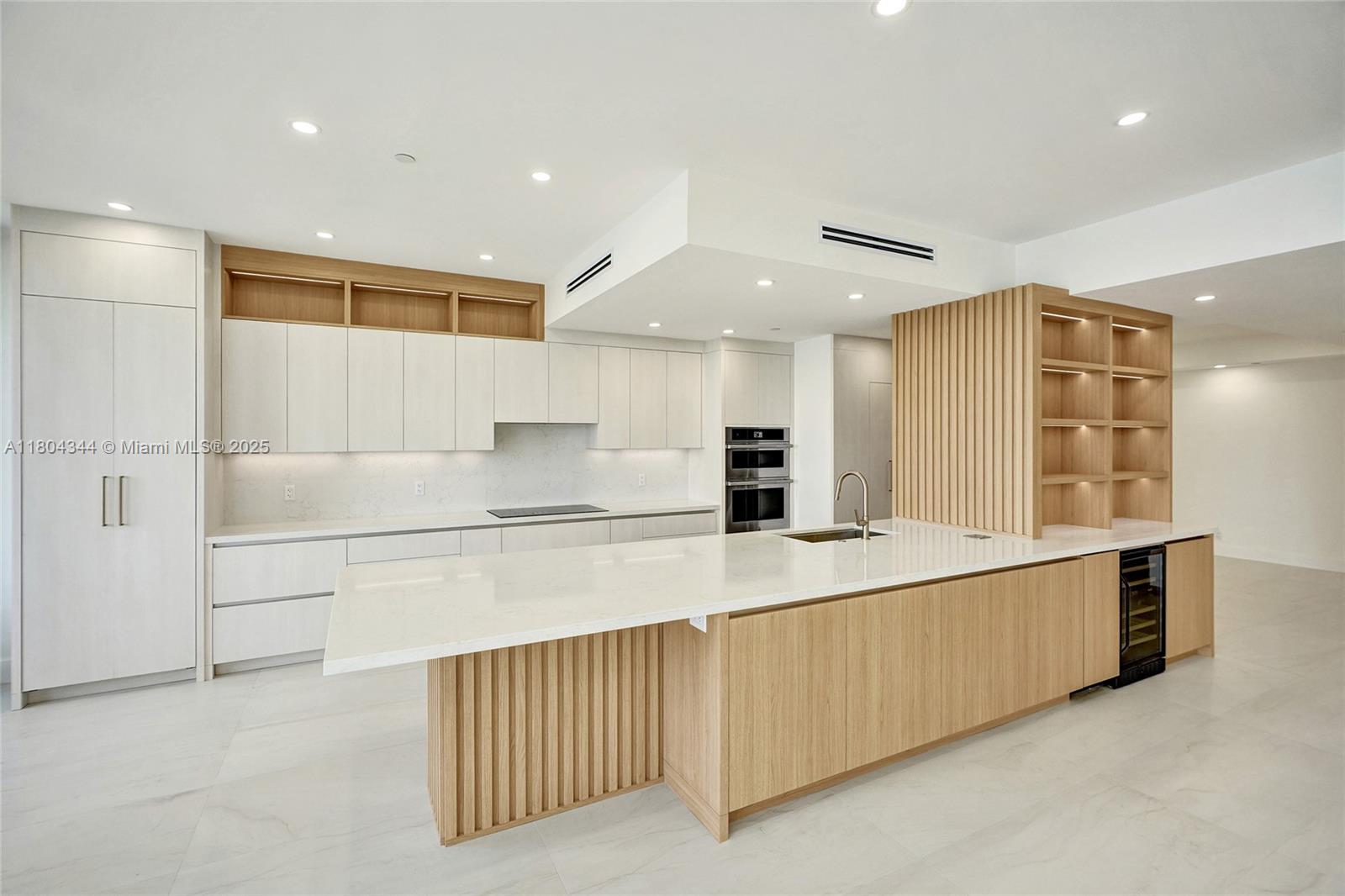 3000 Island Blvd #TH-5, Aventura, Florida image 8