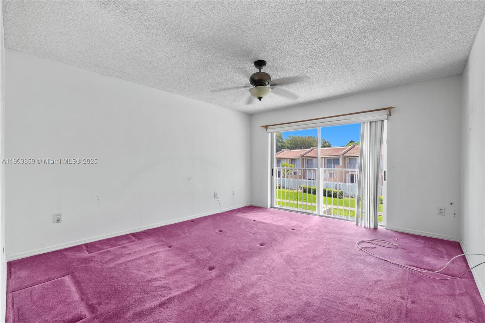 10226 NW 52nd Ln, Doral, Florida image 24