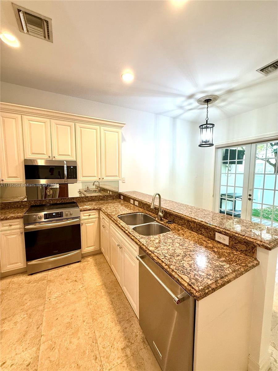 Property photo # 7