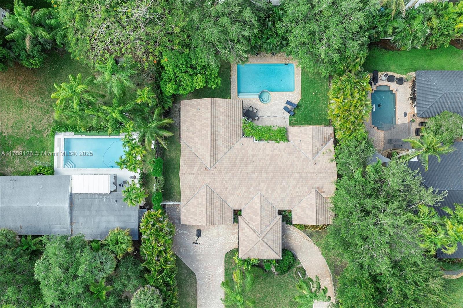 5930 SW 81 St, South Miami, Florida image 32