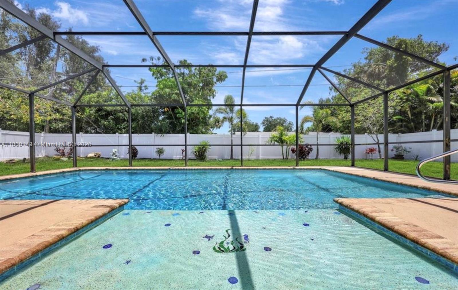 124 Flame Vine Drive, Naples, Florida image 2