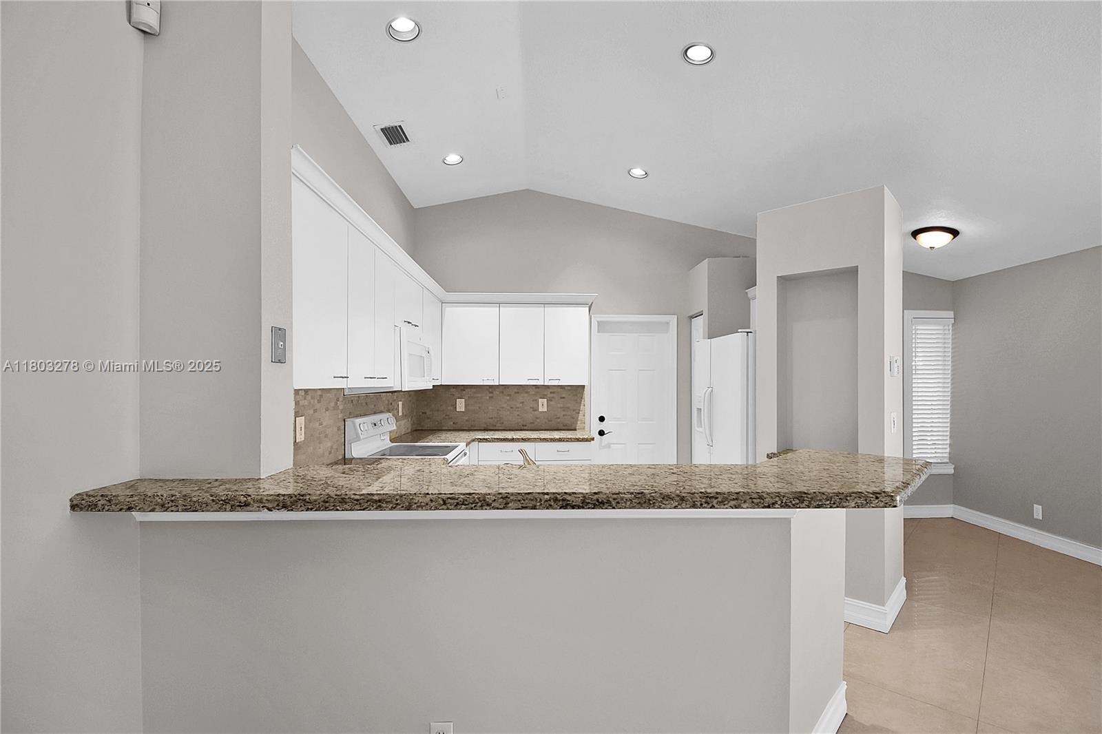 4454 Mahogany Ridge Dr, Weston, Florida image 11