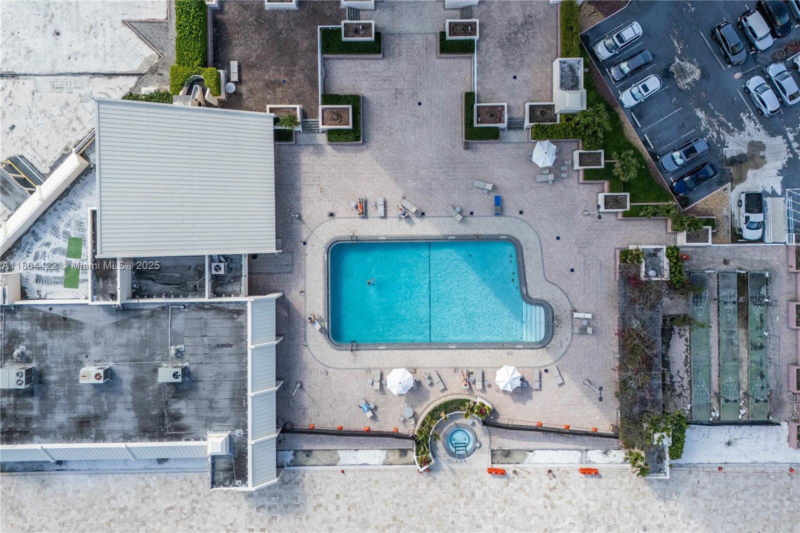 20301 W Country Club Dr #1623, Aventura, Florida image 30