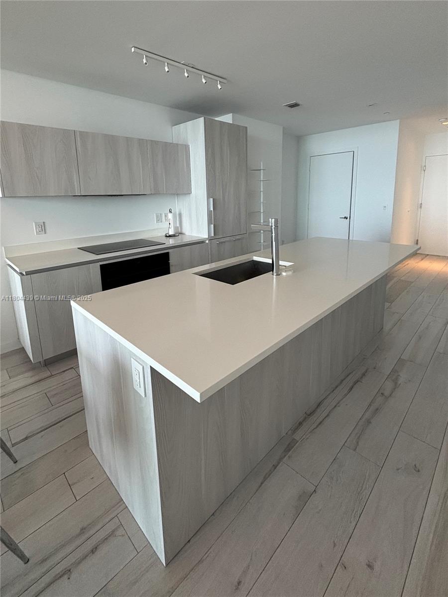 480 NE 31st St #3105, Miami FL 33137