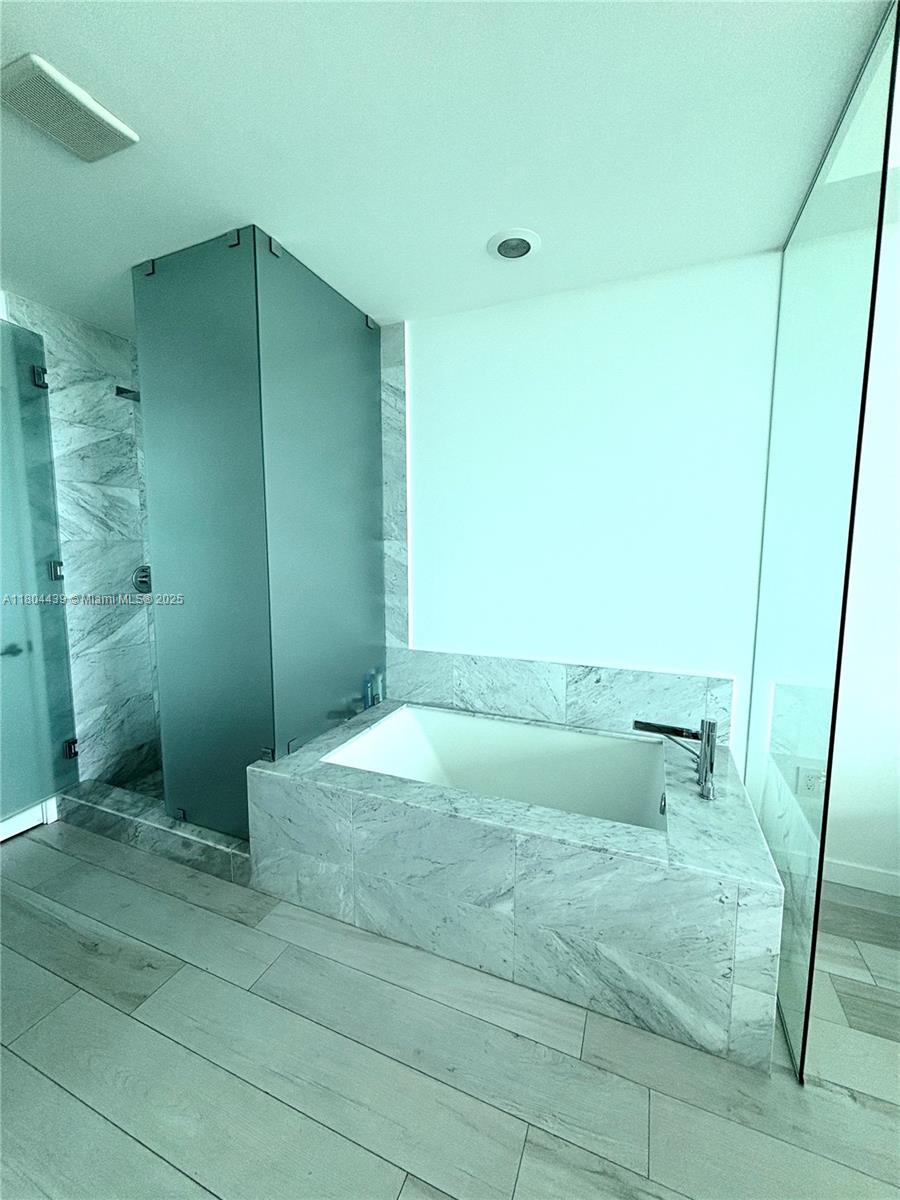 480 NE 31st St #3105, Miami FL 33137