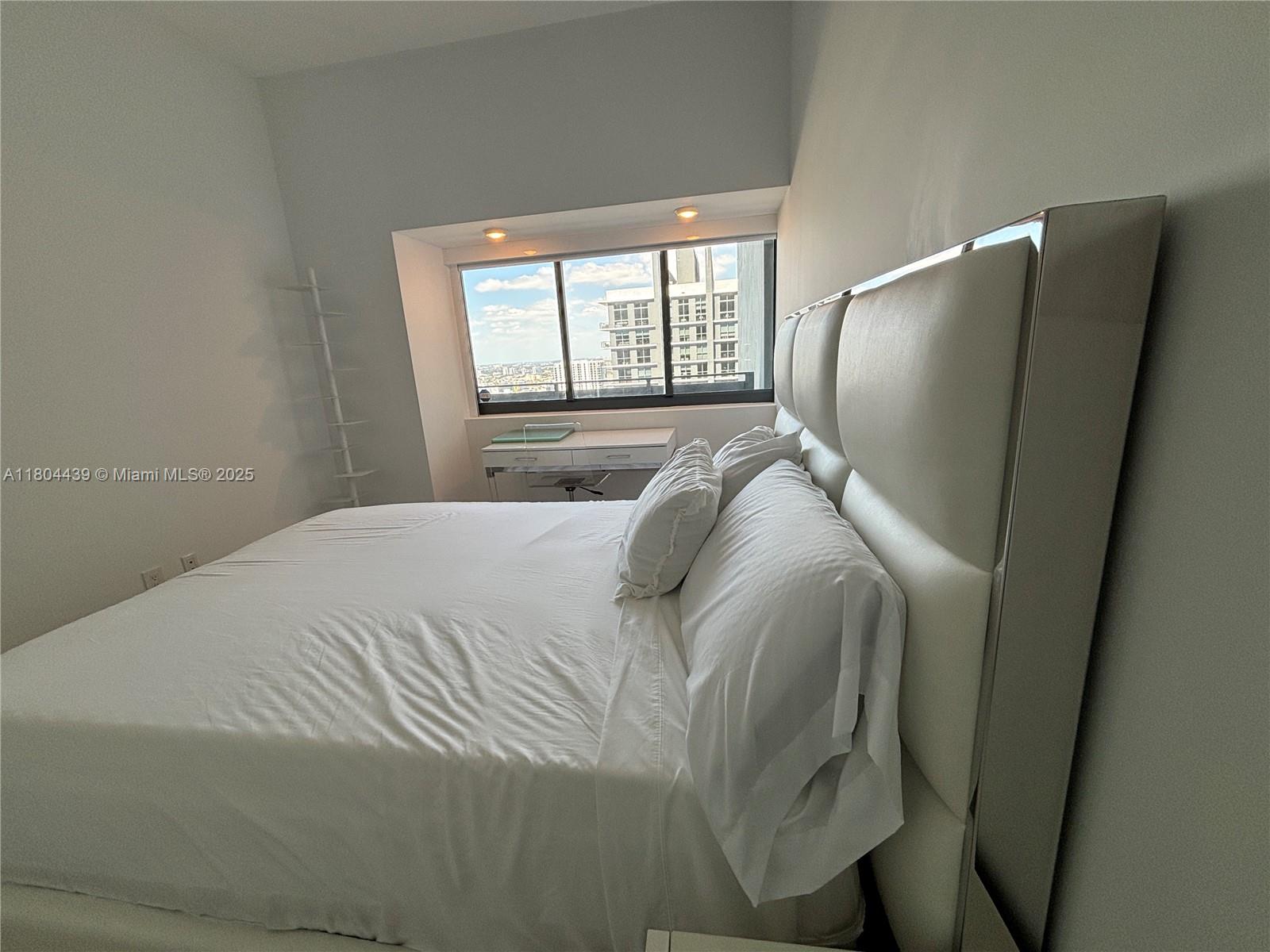 480 NE 31st St #3105, Miami FL 33137