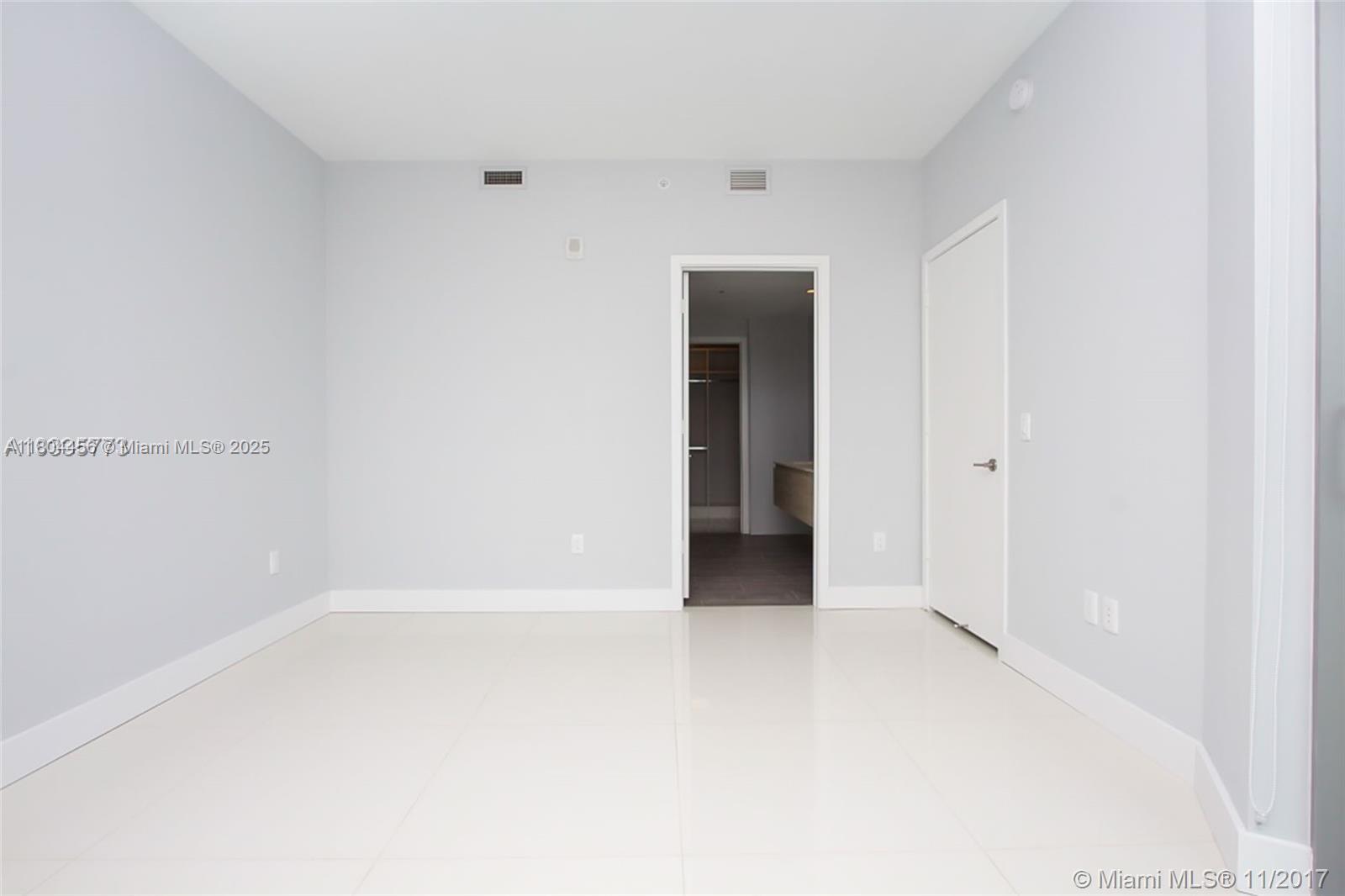 2900 NE 7th ave #1404, Miami FL 33137