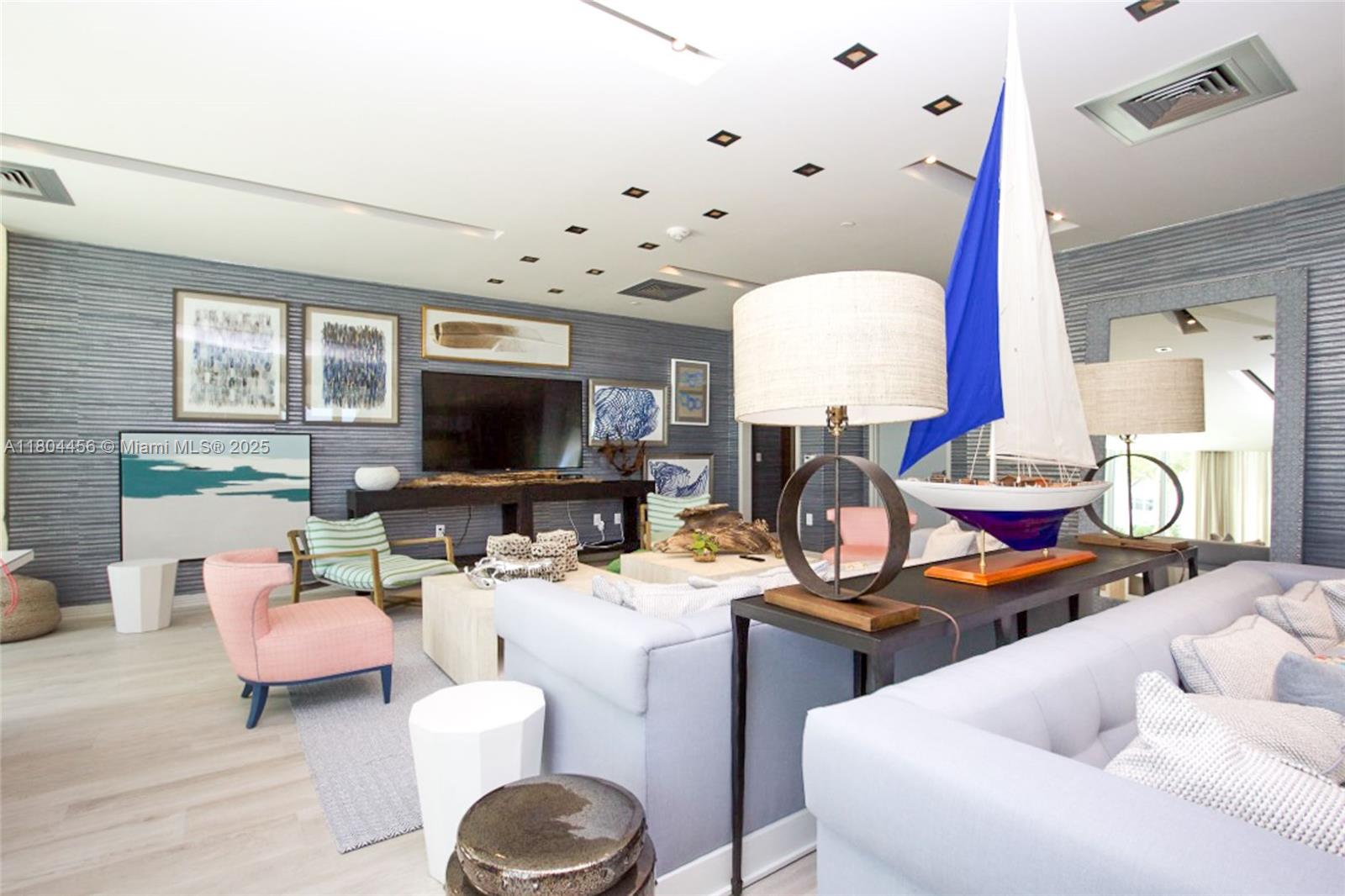 2900 NE 7th ave #1404, Miami FL 33137