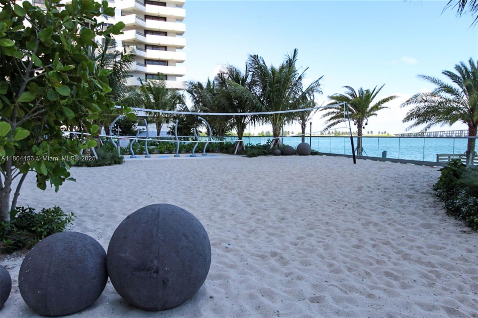 2900 NE 7th ave #1404, Miami FL 33137