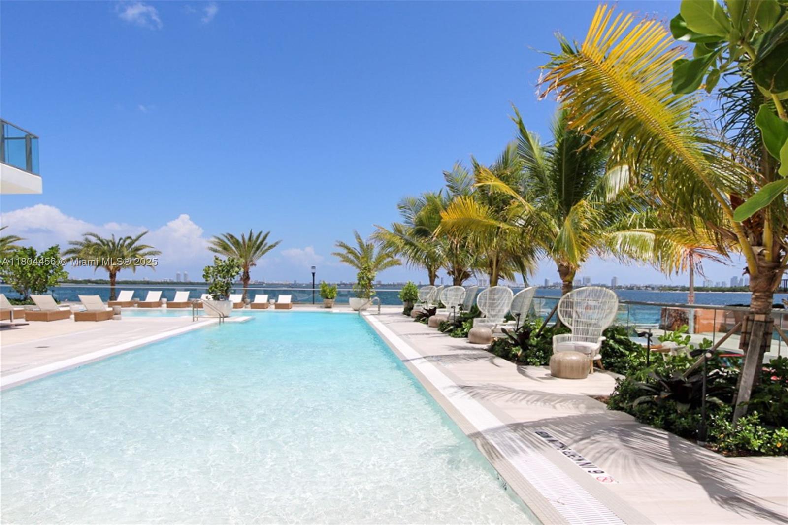 2900 NE 7th ave #1404, Miami FL 33137