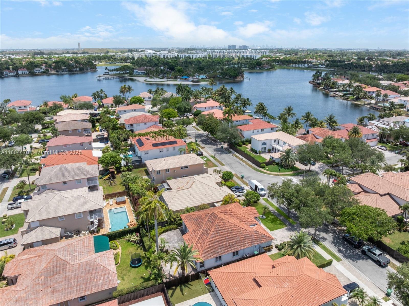 11351 NW 64th Ter, Doral, Florida image 36