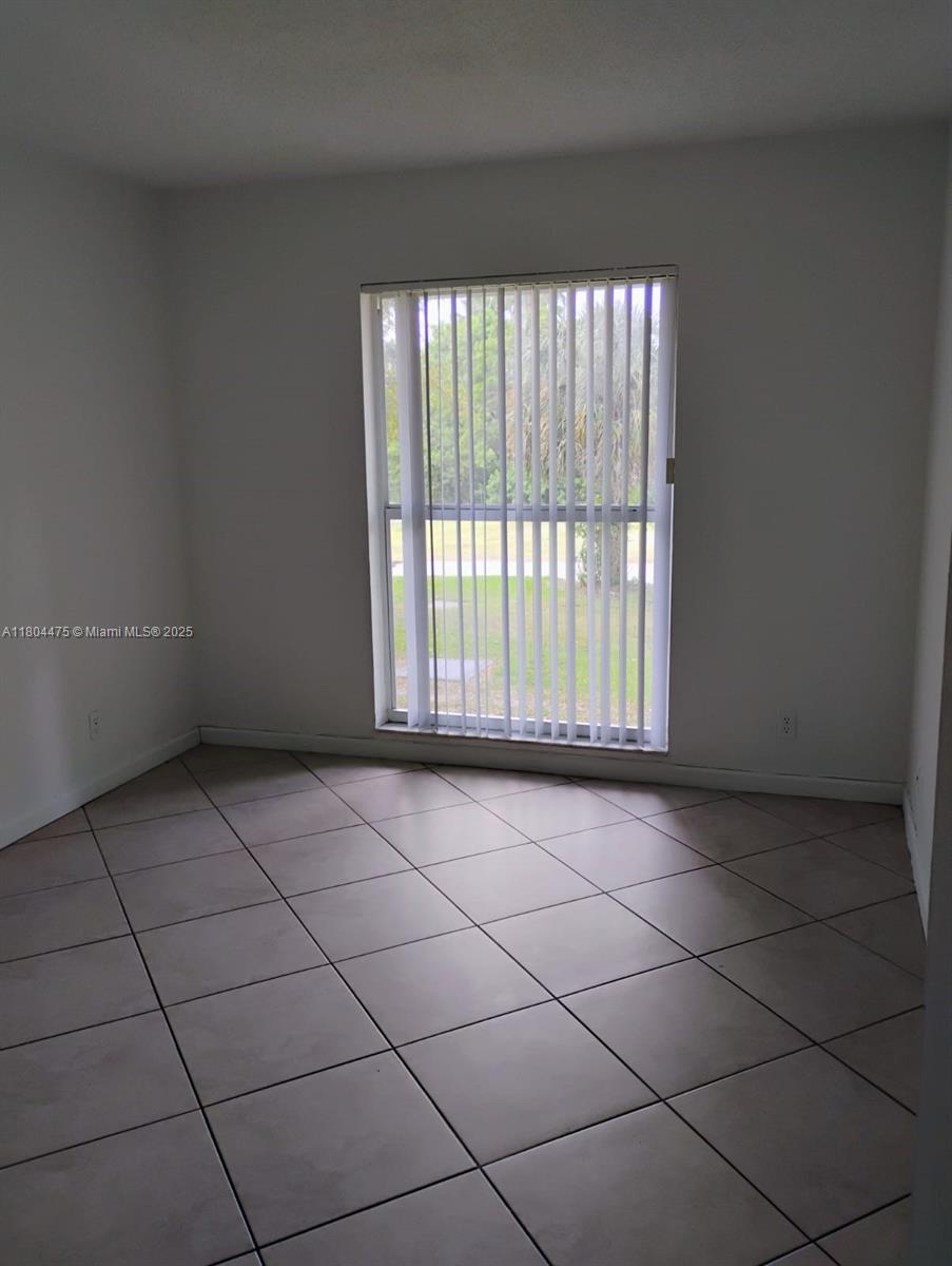 4011 N University Dr #207, Sunrise, Florida image 4