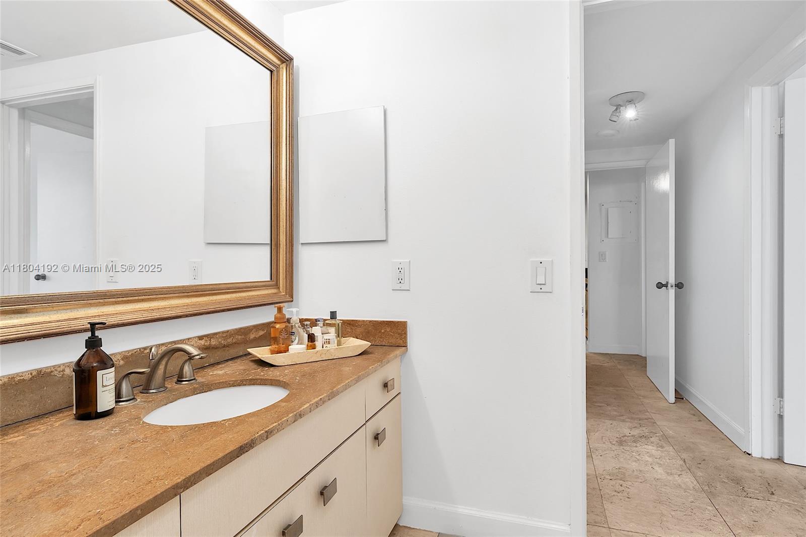 1581 Brickell Ave #707, Miami FL 33129