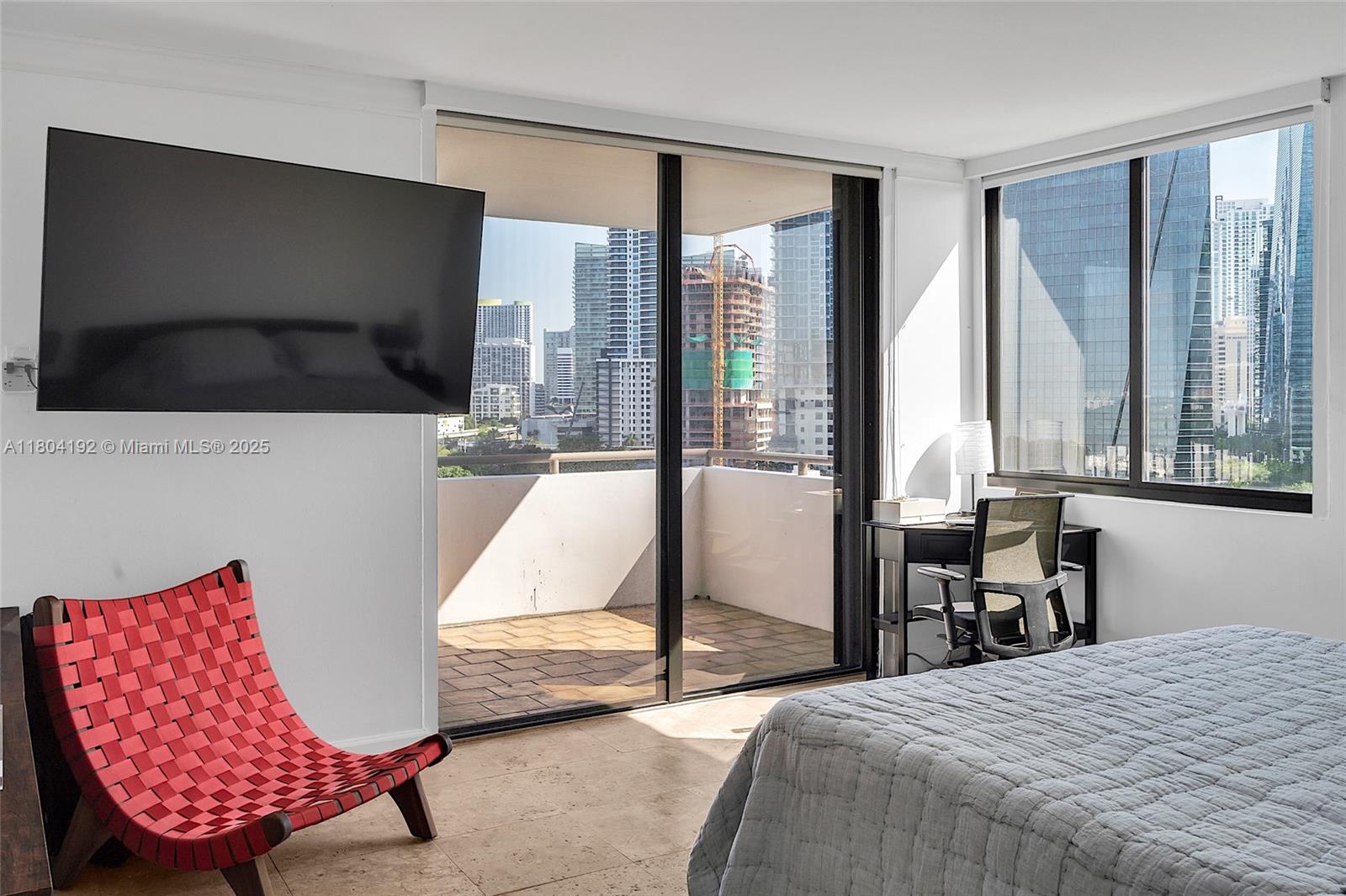 1581 Brickell Ave #707, Miami FL 33129