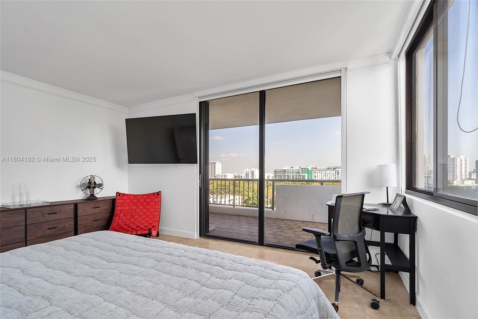 1581 Brickell Ave #707, Miami FL 33129