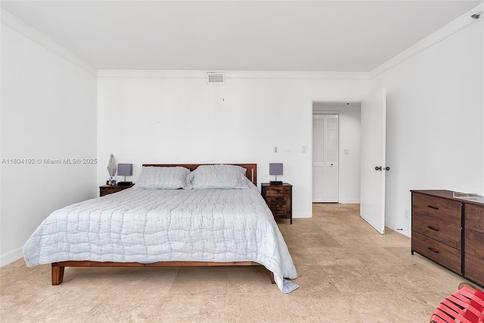 1581 Brickell Ave #707, Miami FL 33129