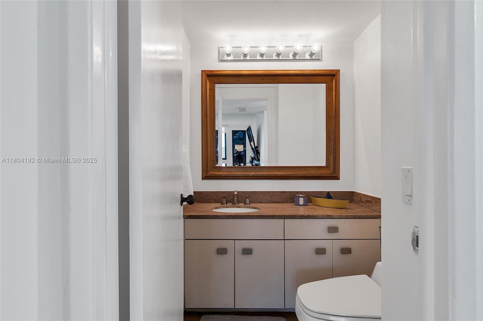 1581 Brickell Ave #707, Miami FL 33129