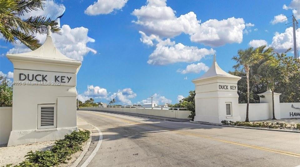 113 Jamaica St, Duck, Florida image 1