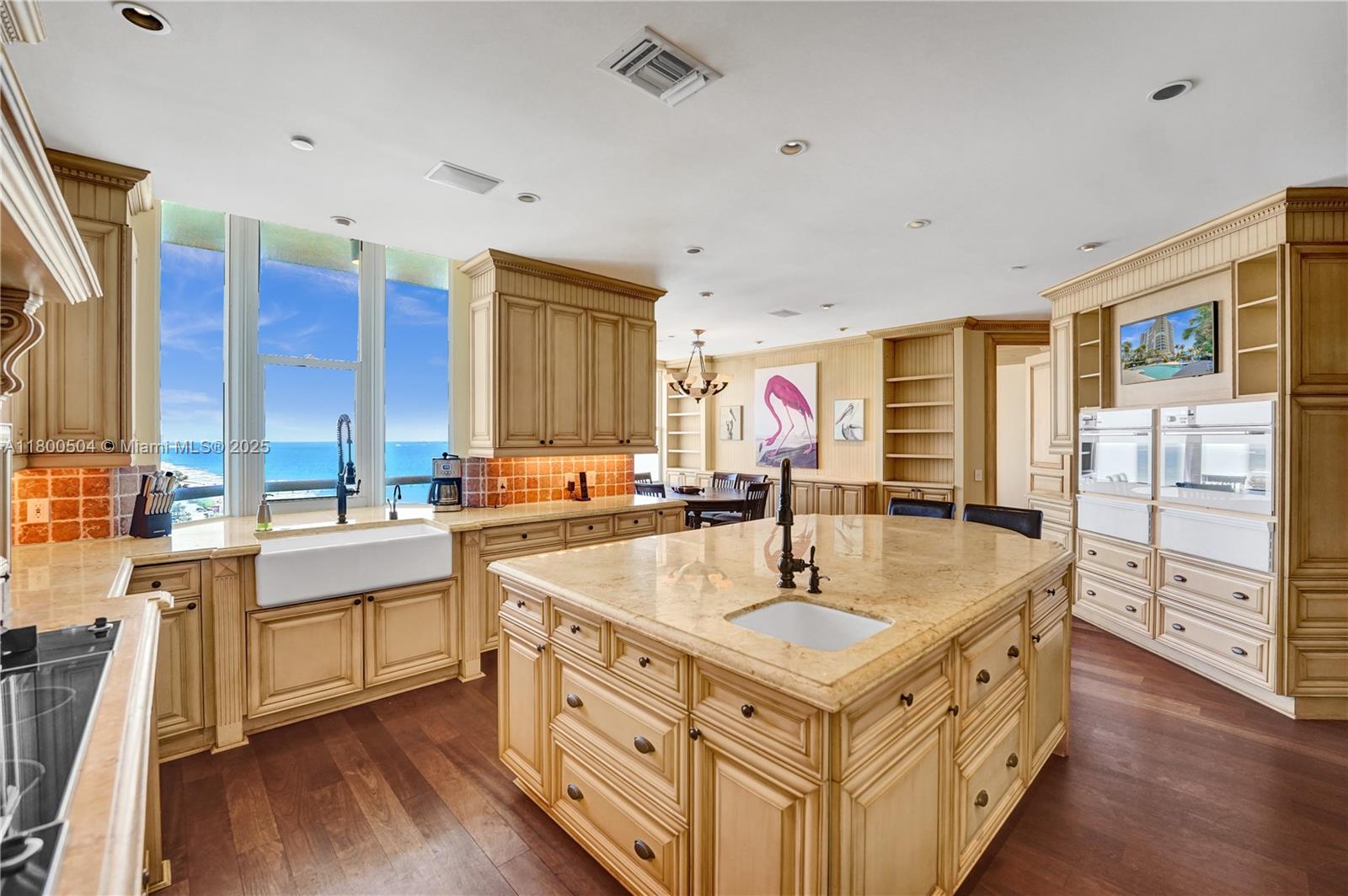 6051 N Ocean Dr #PH5, Hollywood, Florida image 14