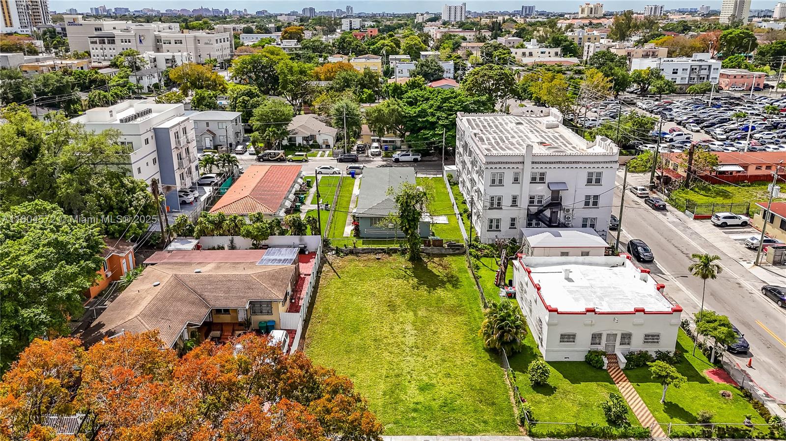 512 SW 6th Ave, Miami, Florida image 13