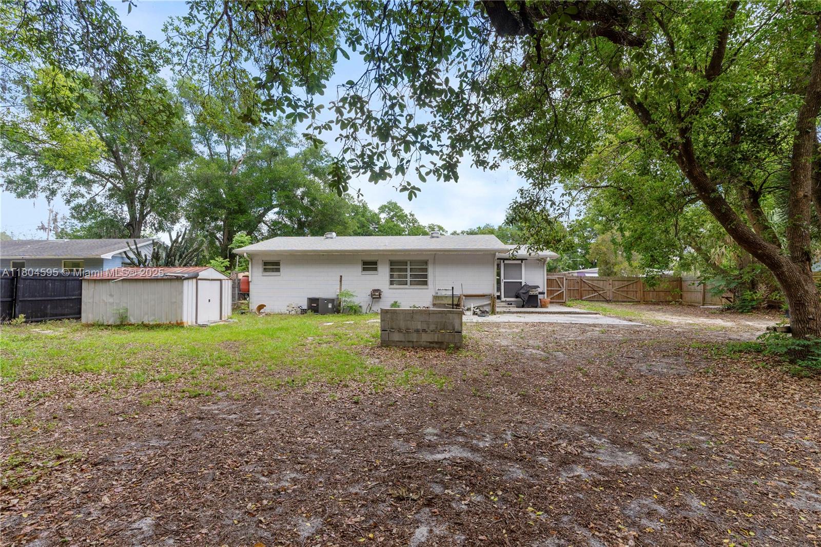 820 S. Montgomery Ave, Deland, Florida image 2