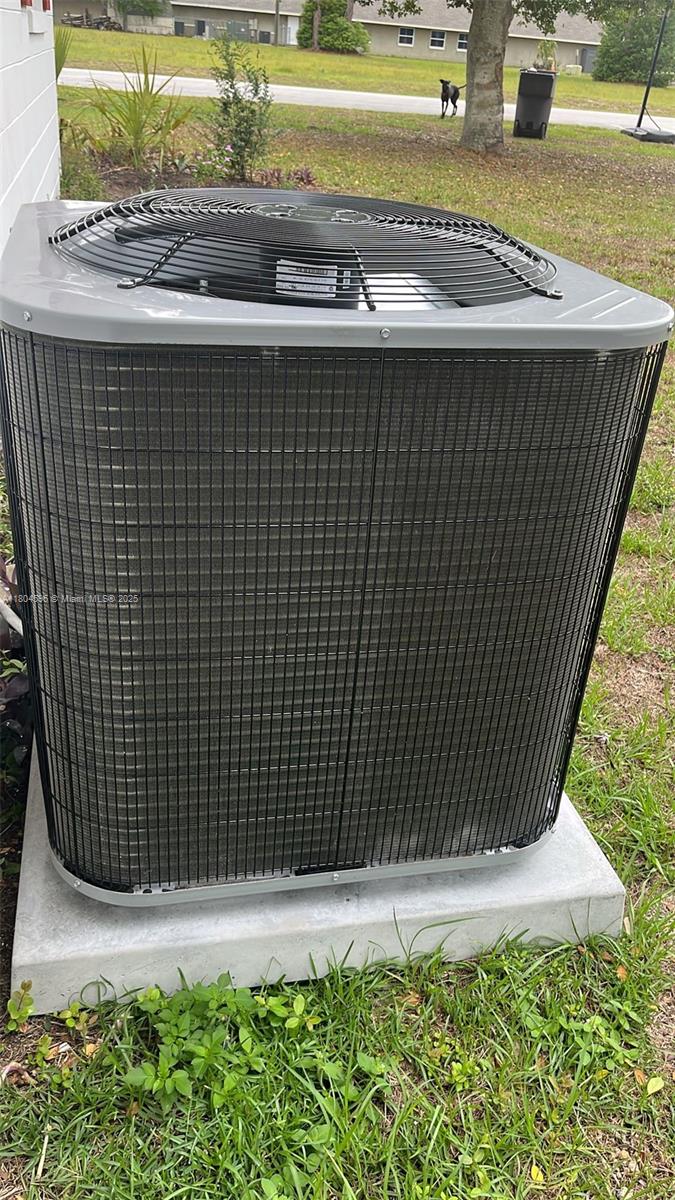 Residential, Ocala, Florida image 10