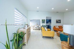 6950 NW 168th St, Hialeah, Florida image 10