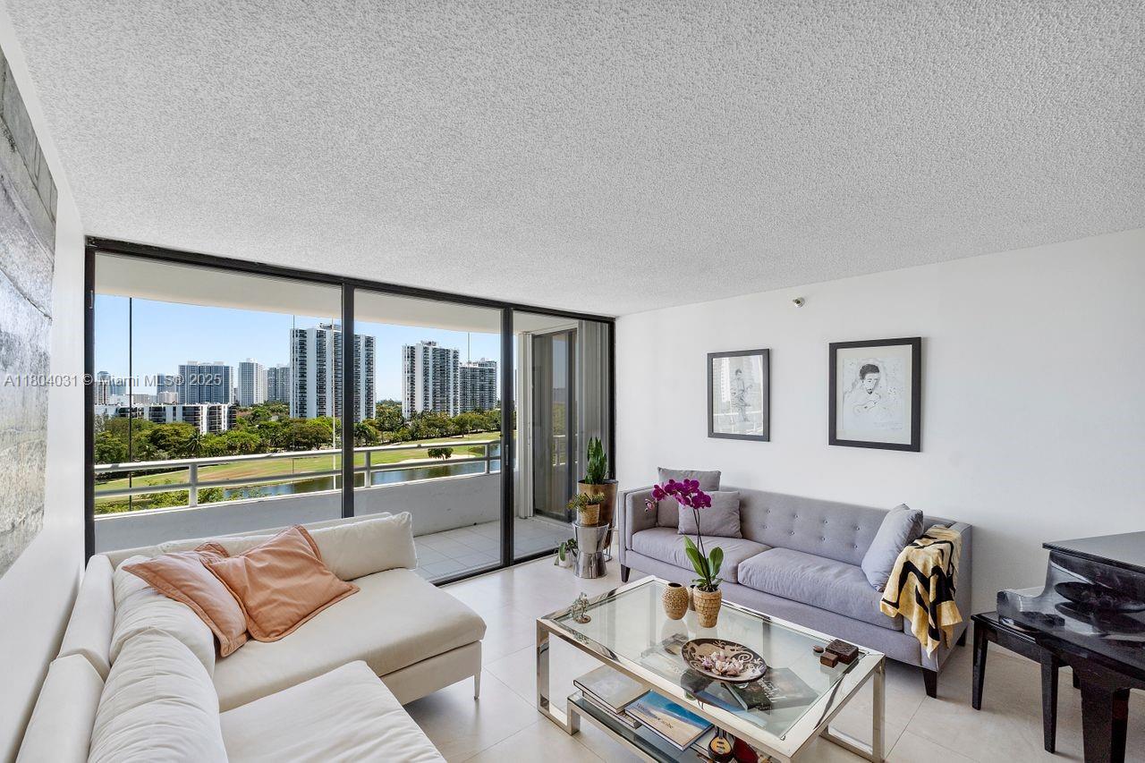 20355 NE 34th Ct #929, Aventura, Florida image 12