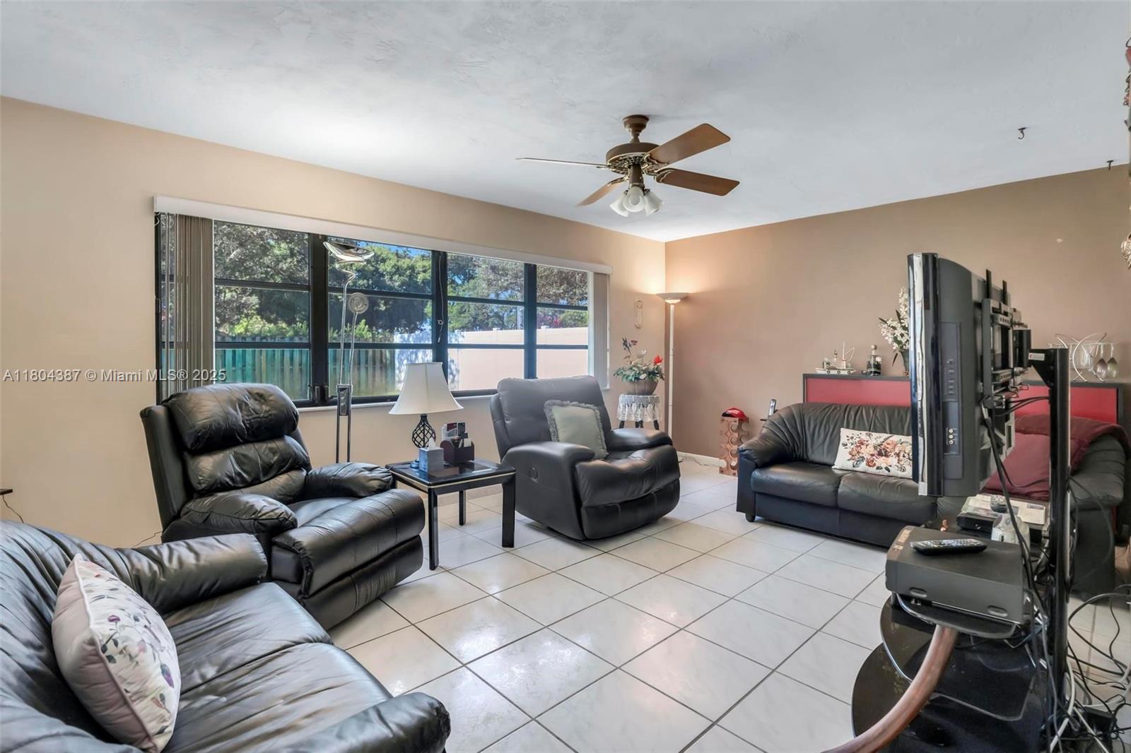 11906 SW 59th Ct, Cooper City, Florida image 12