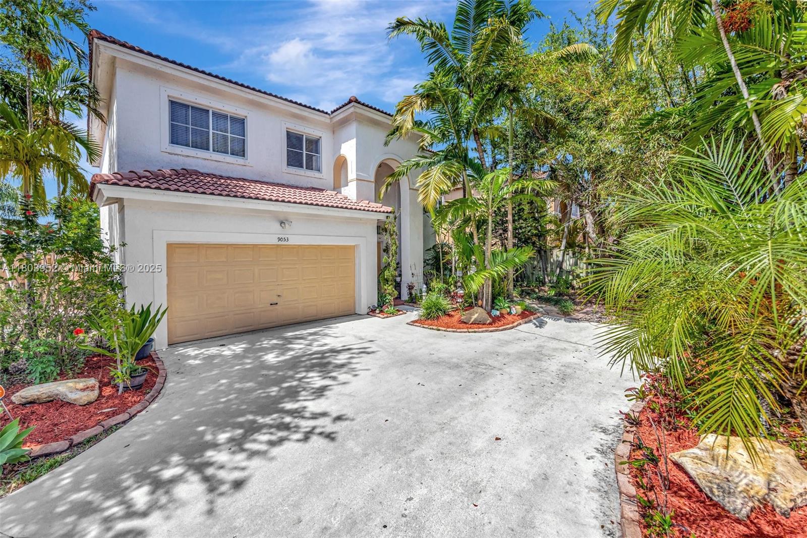 9053 SW 214th St, Cutler Bay, Florida image 1