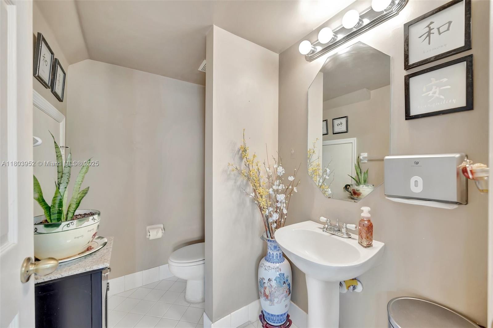 9053 SW 214th St, Cutler Bay, Florida image 13