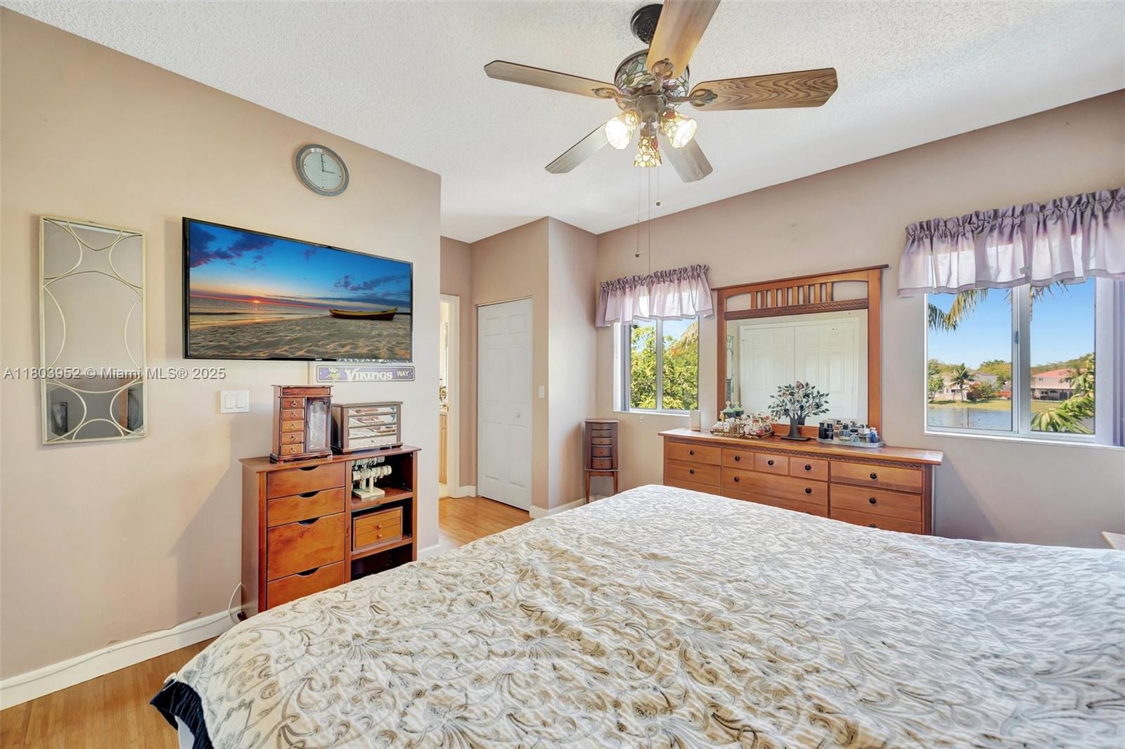 9053 SW 214th St, Cutler Bay, Florida image 21