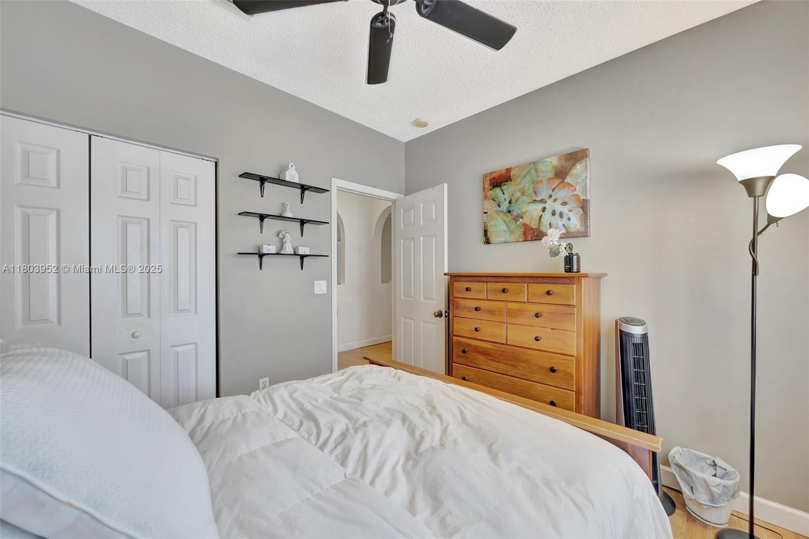 9053 SW 214th St, Cutler Bay, Florida image 32