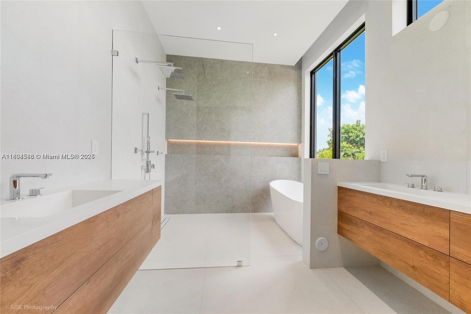 Property photo # 3