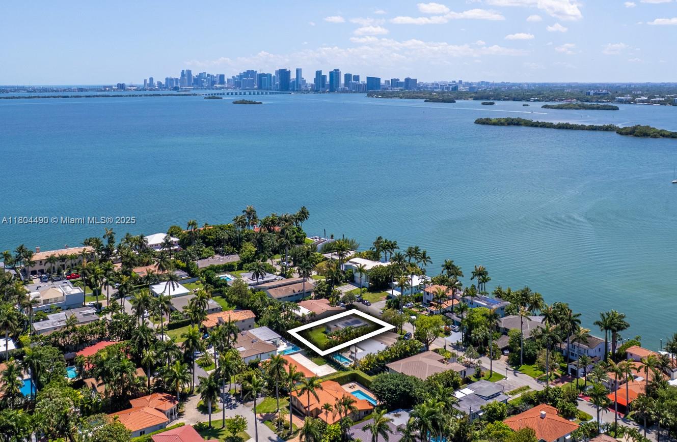 7501 Miami View Dr, North Bay Village, Florida image 2