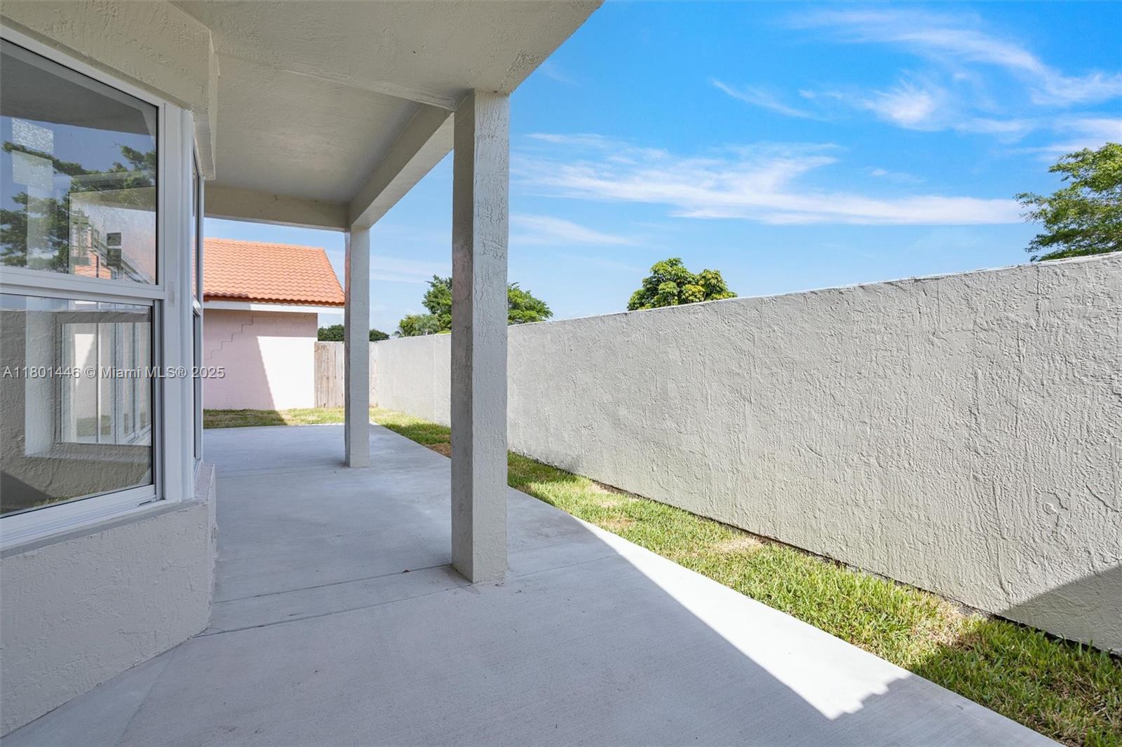 8501 NW 191st St, Hialeah, Florida image 30