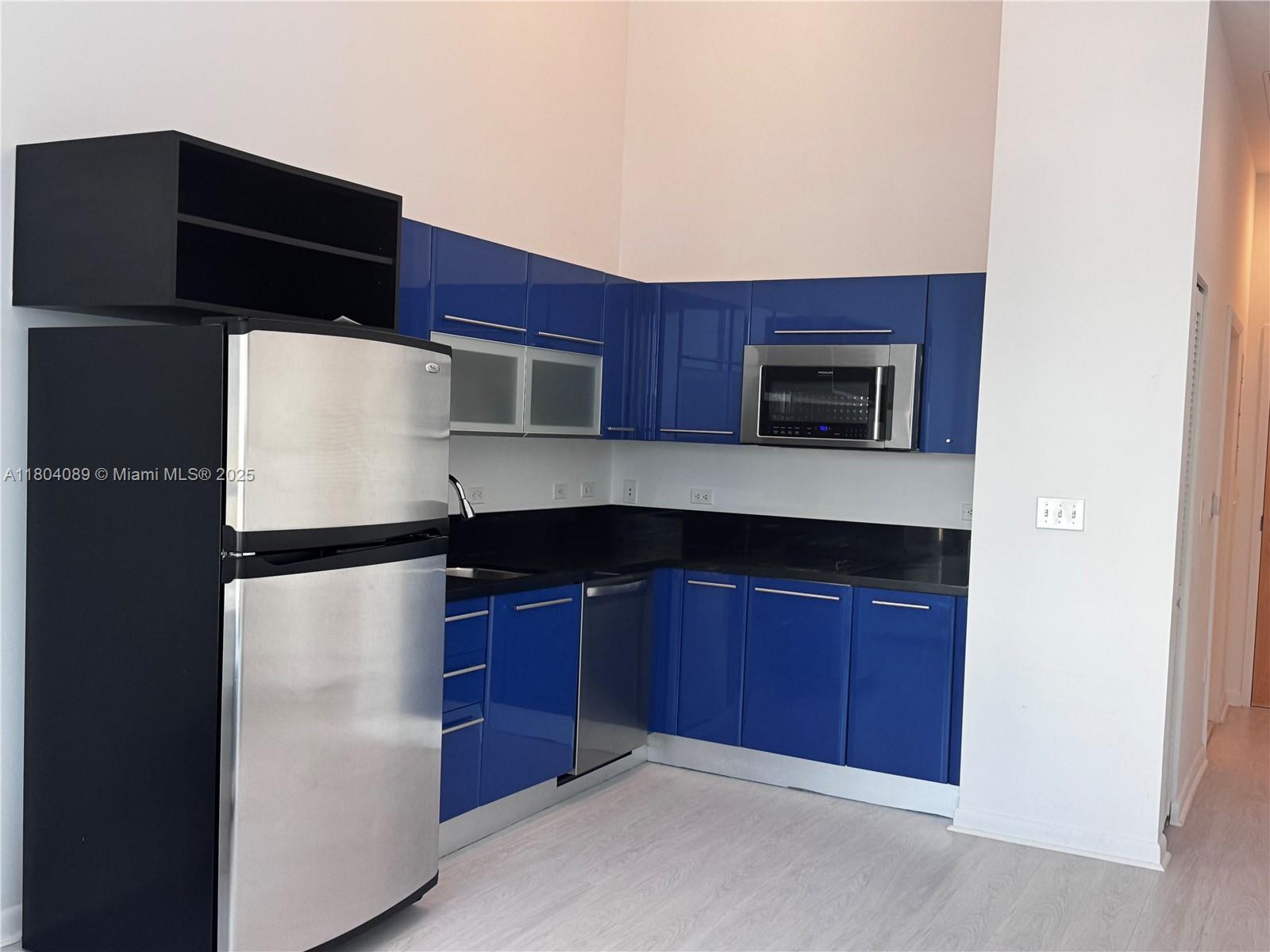 Property photo # 0