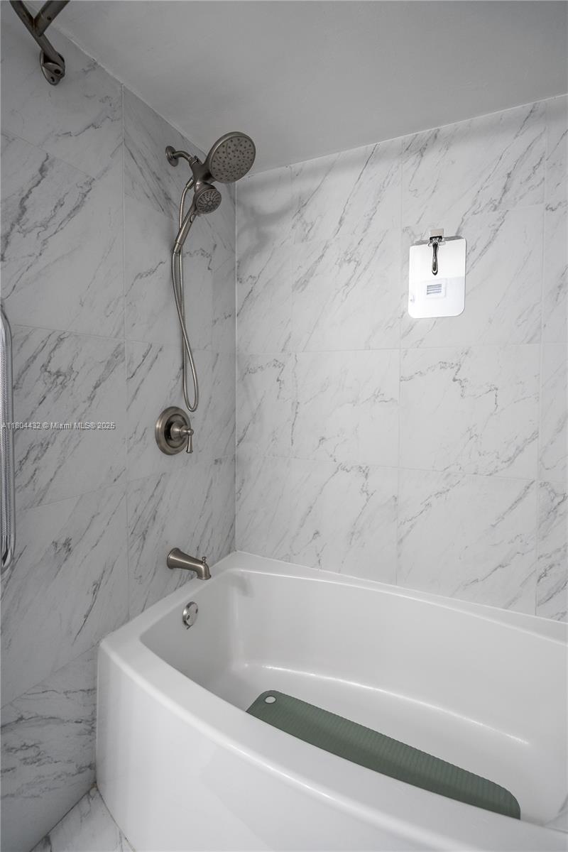2017 S Ocean Dr #1404, Hallandale Beach, Florida image 32