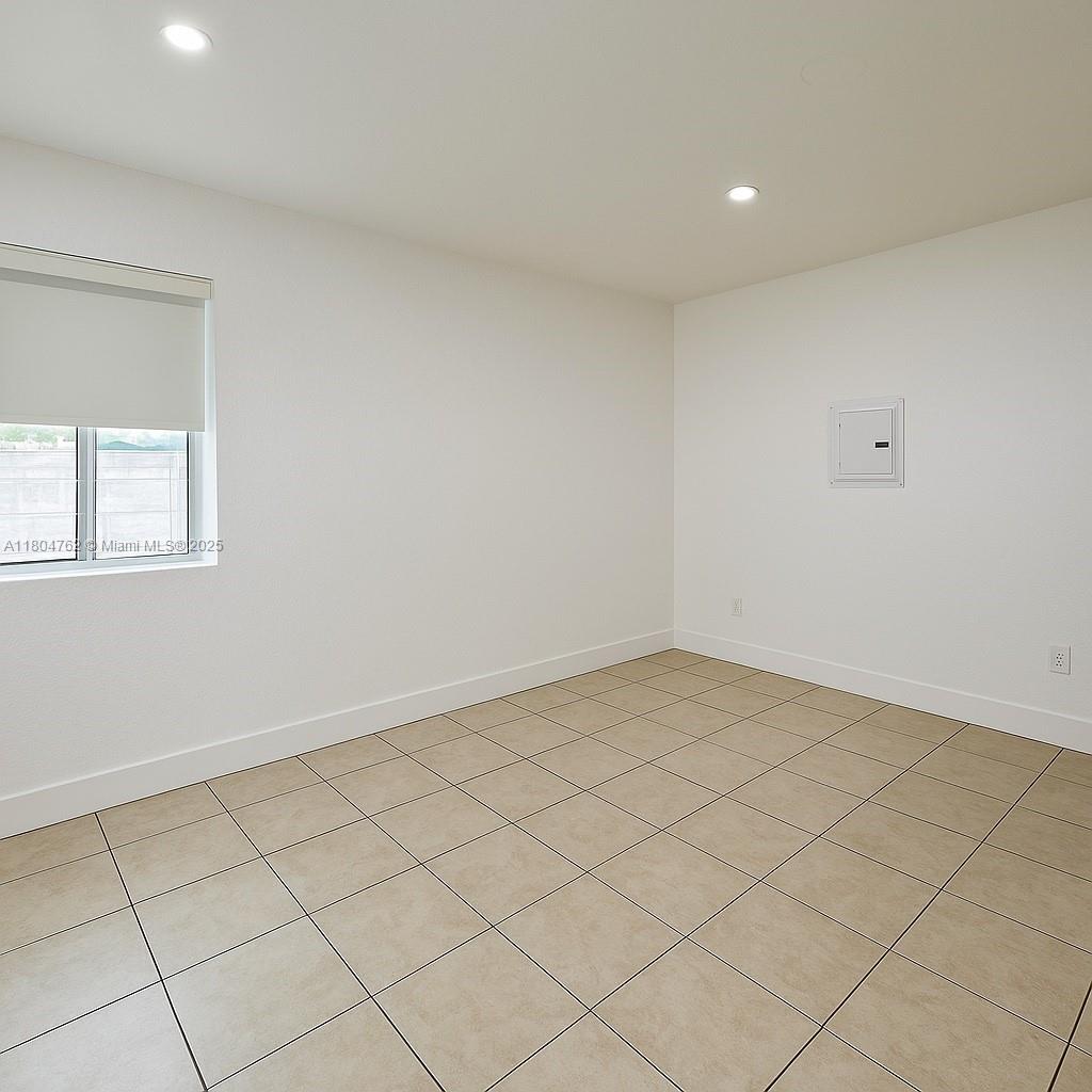 1021 NW 3rd St #106, Miami, Florida image 7